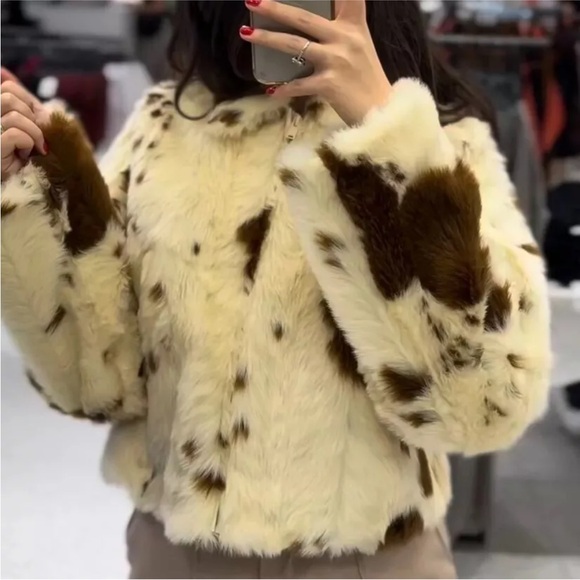 ZARA FAUX FUR ANIMAL PRINT JACKET - Picture 3 of 11